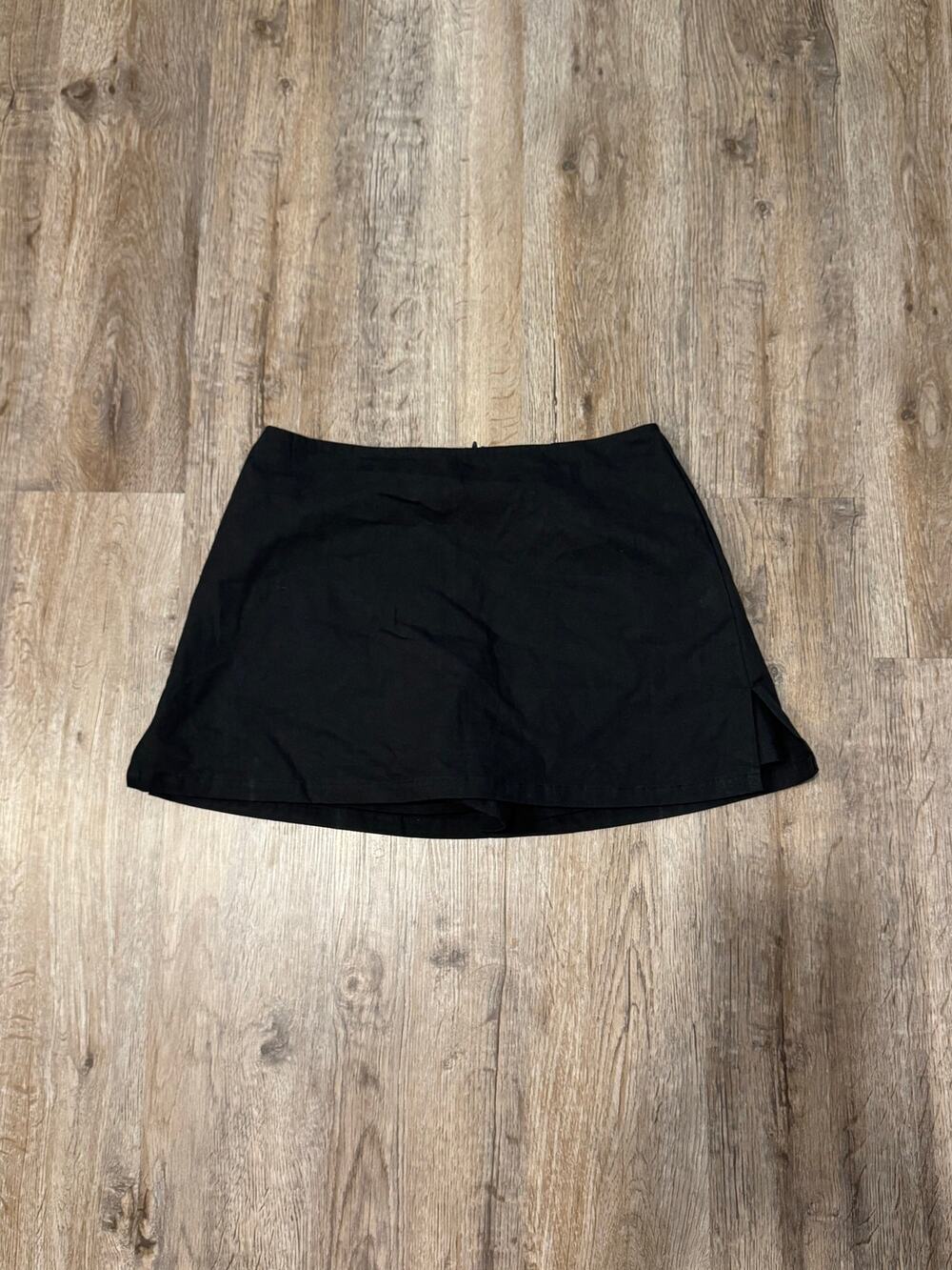 Princess Polly Women’s Black Gigi Skort Size 4